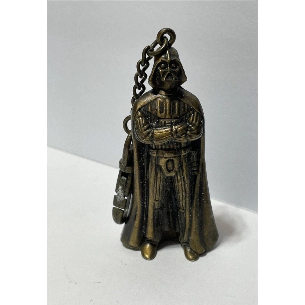Vintage 1998 Star Wars Darth Vader Metal Keychain LFL Brass Tone Key Ring